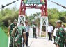 Peninjauan jembatan perintis garuda