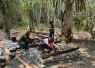 Pengerjaan pondasi MCK di Kampung Yamboi