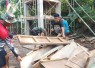 Pelepasan bekesting tandon air