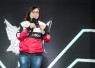Wakil Menteri Ekonomi Kreatif, Irene Umar, memberi sambutan pada Grand Final Mobile Legends: Bang Bang Professional League Indonesia Season 17 (MPL ID S17) di Velodrome, Jakarta, Minggu (14/6/2026)
