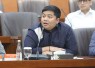 Anggota Komisi VI DPR RI, Kawendra Lukistian dalam rapat kerja Komisi VI DPR RI bersama PT Telkom di Kompleks Parlemen, Jakarta, Rabu (24/06)