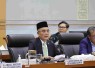 Ketua Komisi VIII DPR RI Marwan Dasopang saat memimpin rapat kerja Komisi VIII DPR RI bersama Menteri Haji dan Umrah di Gedung Nusantara II, DPR RI, Senayan, Jakarta, Selasa (7/7/2026)