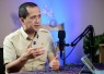 Menteri Transmigrasi M. Iftitah Sulaiman Suryanagara 