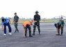 Personel Lanud Sjamsudin Noor Sisir Benda Asing Jaga Keselamatan Penerbangan Tetap Aman