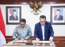  Menteri Ekonomi Kreatif, Teuku Riefky Harsya, saat penandatanganan Nota Kesepahaman atau Memorandum of Understanding (MoU) dengan Badan Riset dan Inovasi Nasional (BRIN), Jakarta, Selasa (28/7/2026).
