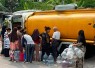 Penyaluran bantuan air bersih dan toren air kepada masyarakat di sejumlah titik di Kecamatan Babakan Madang, Kabupaten Bogor, Jumat (7/8/2026).