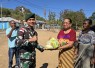  Jumat Berkah, Yonarmed 12 Kostrad Salurkan 30 Paket Sembako untuk Warga Umanen